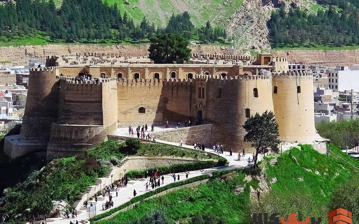 قلعه فلک افلاک: چگونه معماری ساسانی هنوز ما را شگفت‌زده می‌کند؟