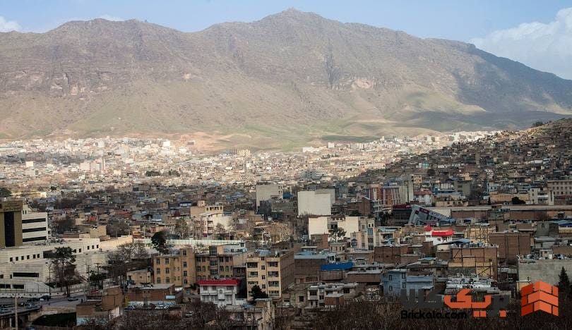 خرید آجر نسوز در خرم‌آباد | انتخابی هوشمندانه برای نمای ساختمان در اقلیم کوهستانی غرب کشور