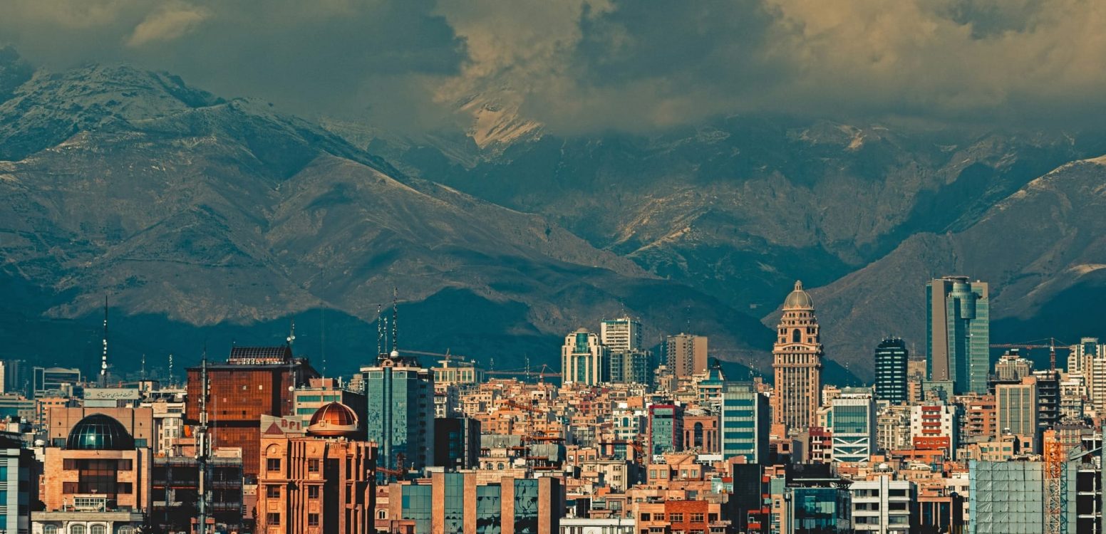 نمایندگی آجر نسوز در تهران غرب | انتخابی هوشمندانه برای معماری ماندگار در پایتخت