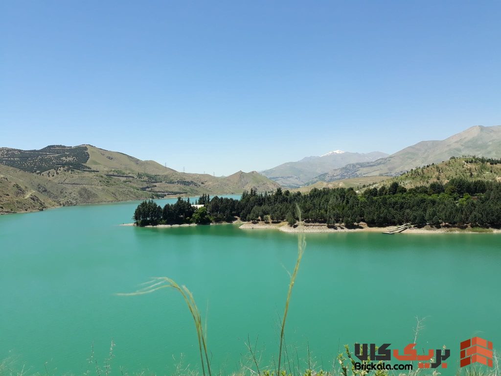 خرید آجر نسوز در لواسان | بهترین انتخاب برای نمای ساختمان در اقلیم کوهستانی شمال تهران