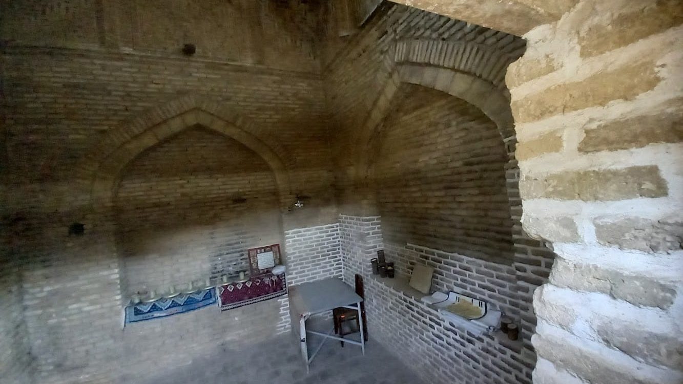 خرید آجر نسوز در تاکستان | انتخابی هوشمند برای نمای اصیل در اقلیم معتدل قزوین