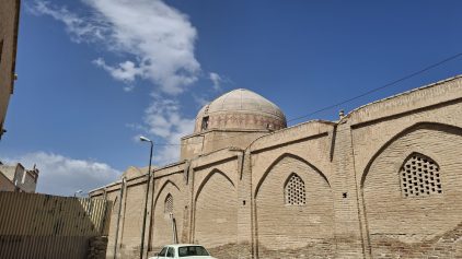 خرید آجر نسوز در گلپایگان | انتخابی بادوام برای نمایی ماندگار در اقلیم معتدل کوهستانی