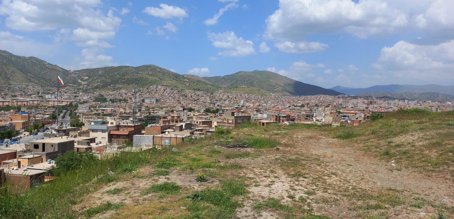 خرید آجر نسوز در مریوان | انتخابی هوشمندانه برای نمای ساختمان در اقلیم کوهستانی غرب