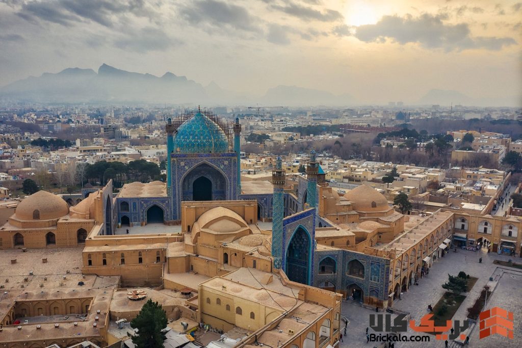 نقش اقلیم در شکل‌گیری اصول طراحی معماری ایرانی
