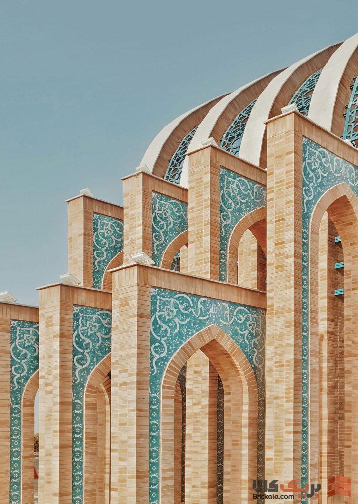 نمای ساختمان با معماری سنتی اسلامی؛ تلفیقی از هنر، فرهنگ و اصالت
