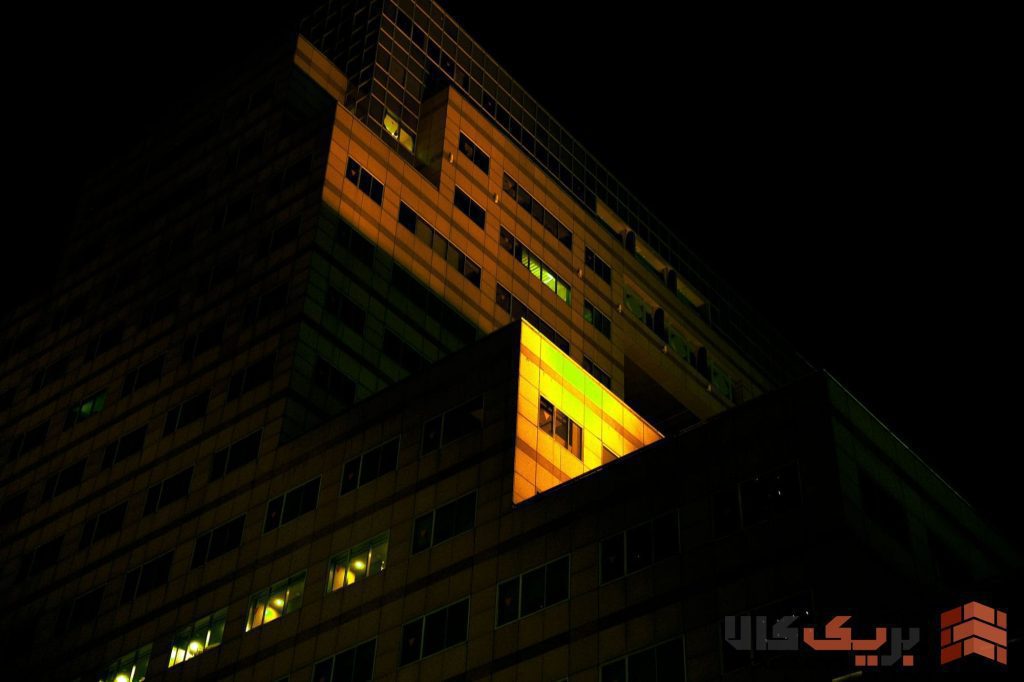 اصول طراحی نمای ساختمان با چراغ‌های مخفی
