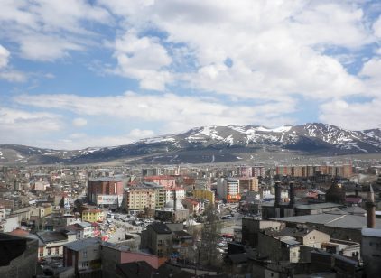 راهنمای خرید آجر آذرخش در ارومیه + قیمت، ویژگی‌ها و نکات تخصصی