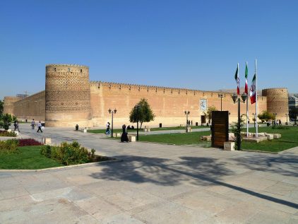 آجر آذرخش در فارس | ترکیب اصالت، دوام و زیبایی در قلب معماری جنوب ایران