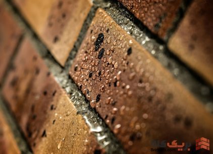 اهمیت مقاومت در برابر رطوبت در آجر و نقش آن در دوام ساختمان