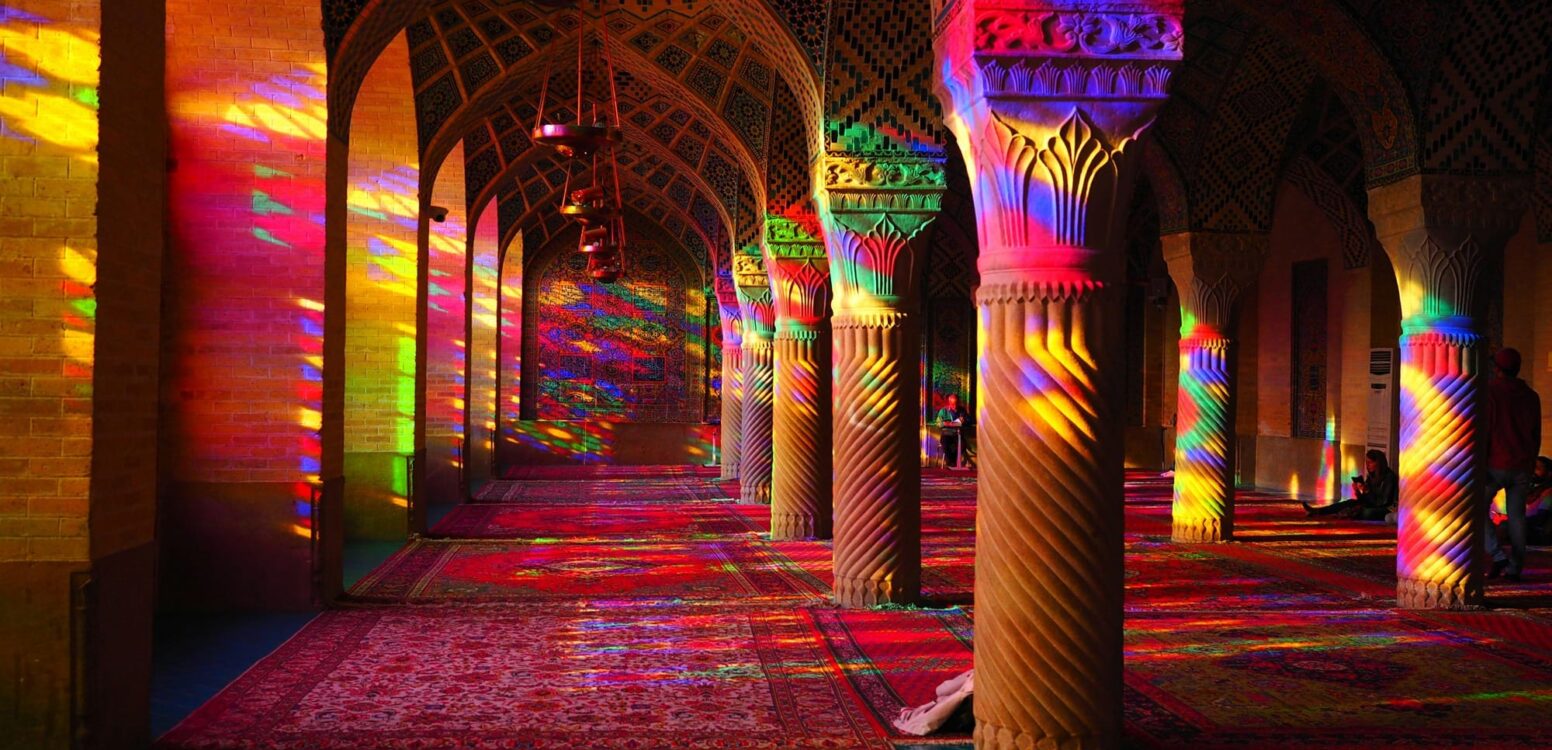 خرید آجر نسوز در شیراز | انتخاب هوشمندانه برای نمایی مقاوم در اقلیم گرم جنوب