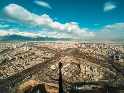 نمایندگی آجر نسوز در تهران شرق | انتخابی مطمئن برای نمای مدرن پایتخت