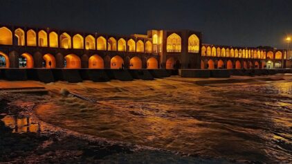خرید آجر نسوز در اصفهان | بهترین انتخاب برای نمای ساختمان در اقلیم خشک و گرم مرکزی ایران