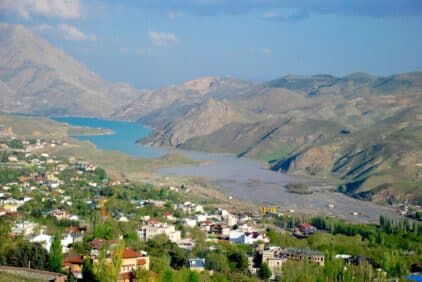 خرید آجر نسوز در لواسان | بهترین انتخاب برای نمای ساختمان در اقلیم کوهستانی شمال تهران