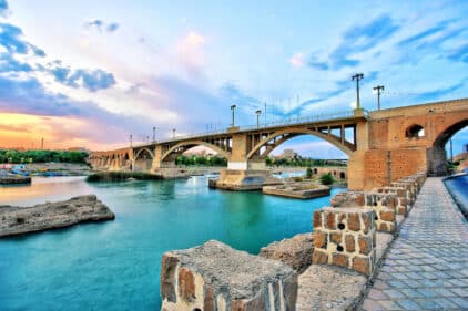 خرید آجر نسوز در دزفول | بهترین انتخاب برای نمای ساختمان در اقلیم گرم و خشک