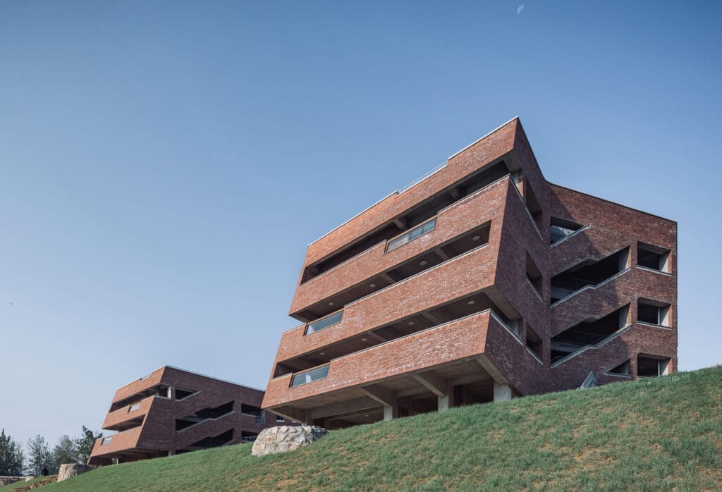 مدرسه تونگتای