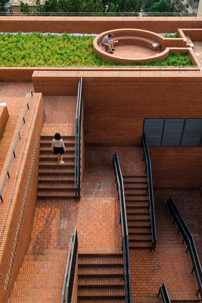 ساختمان‌های اداری شماره 150 جاده چنگ‌فو