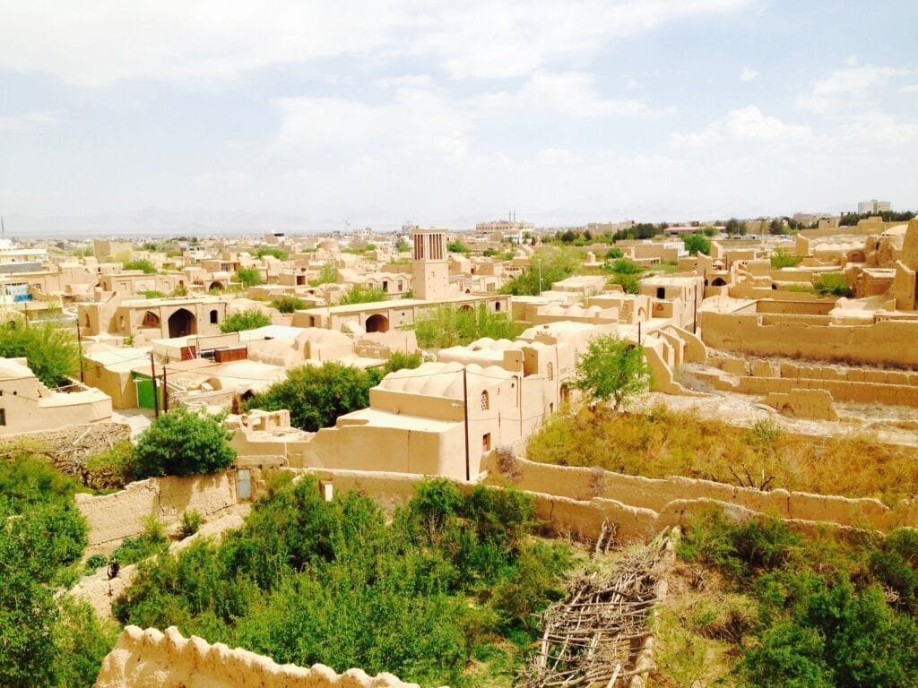 راهنمای خرید پودر بندکشی در میبد | قیمت، اقلیم، نکات فنی و برندهای معتبر
