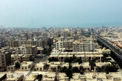 خرید آجر نسوز در قشم | بهترین انتخاب برای معماری خاص در اقلیم گرم و مرطوب جنوب