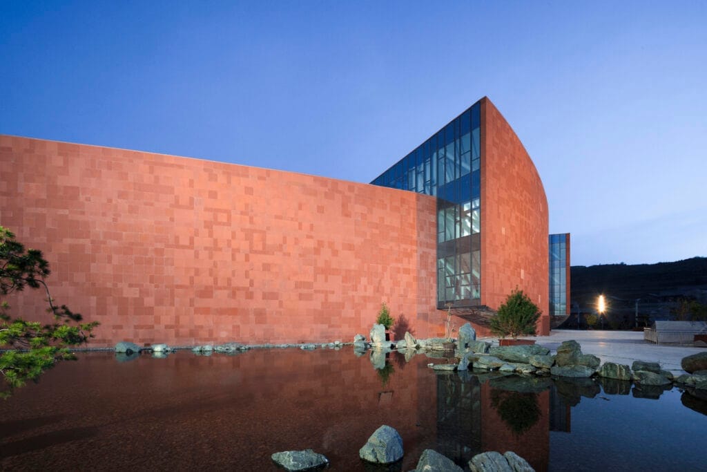 مرکز بازدیدکنندگان کوه مایجی