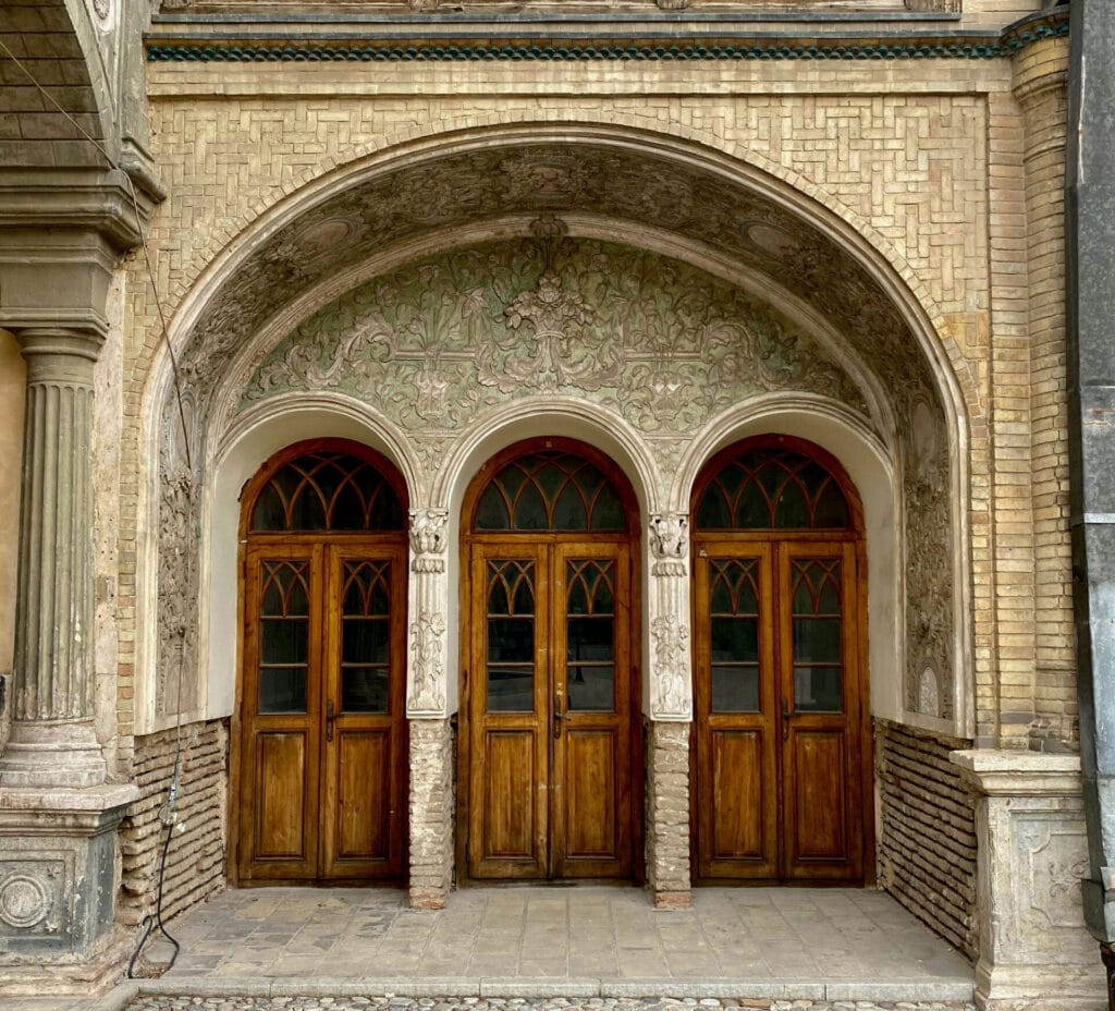 رازهای معماری قاجار | شکوه گمشده‌ تهران قدیم و خانه‌های تاریخی