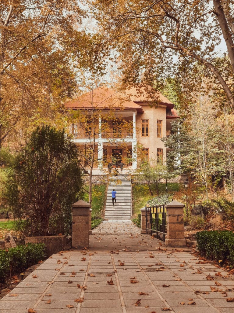 ترندهای روز طراحی نما ساختمان دو طبقه