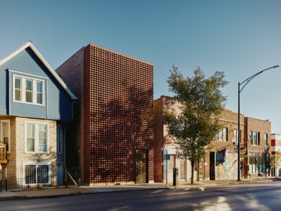 معماری شرکت طراحی ناتینگ :بازی نور و سایه در نما - nothing design co headquarters range design and architecture 1 شرکت طراحی ناتینگ