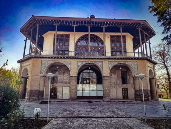 خرید آجر نسوز در قزوین | انتخاب هوشمندانه برای نمایی ماندگار در اقلیم خاص غرب ایران - unnamed 1 2 خرید آجر نسوز در قزوین | انتخاب هوشمندانه برای نمایی ماندگار در اقلیم خاص غرب ایران