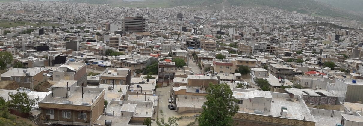 خرید آجر نسوز در بانه | انتخابی مقاوم و زیبا برای نمای خانه‌های کوهستانی