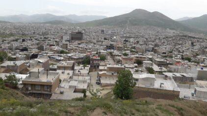 خرید آجر نسوز در بانه | انتخابی مقاوم و زیبا برای نمای خانه‌های کوهستانی
