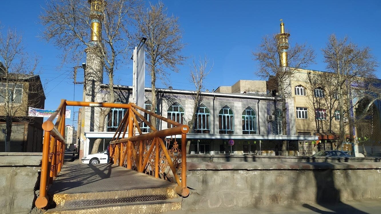 خرید آجر نسوز در مرند | انتخابی هوشمند برای نمای ساختمان در اقلیم خاص شمال‌غرب کشور