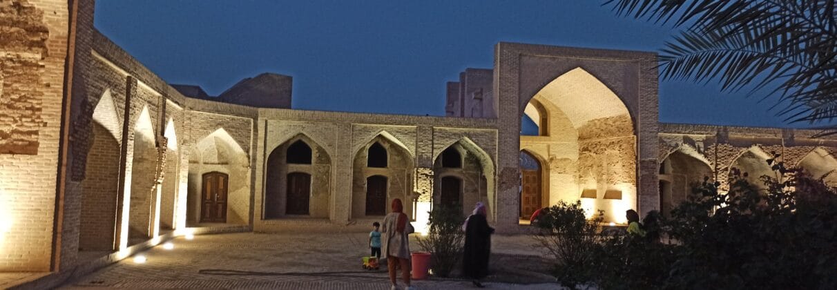 خرید آجر نسوز در بهبهان | انتخاب هوشمندانه برای نمایی ماندگار در اقلیم گرم جنوب