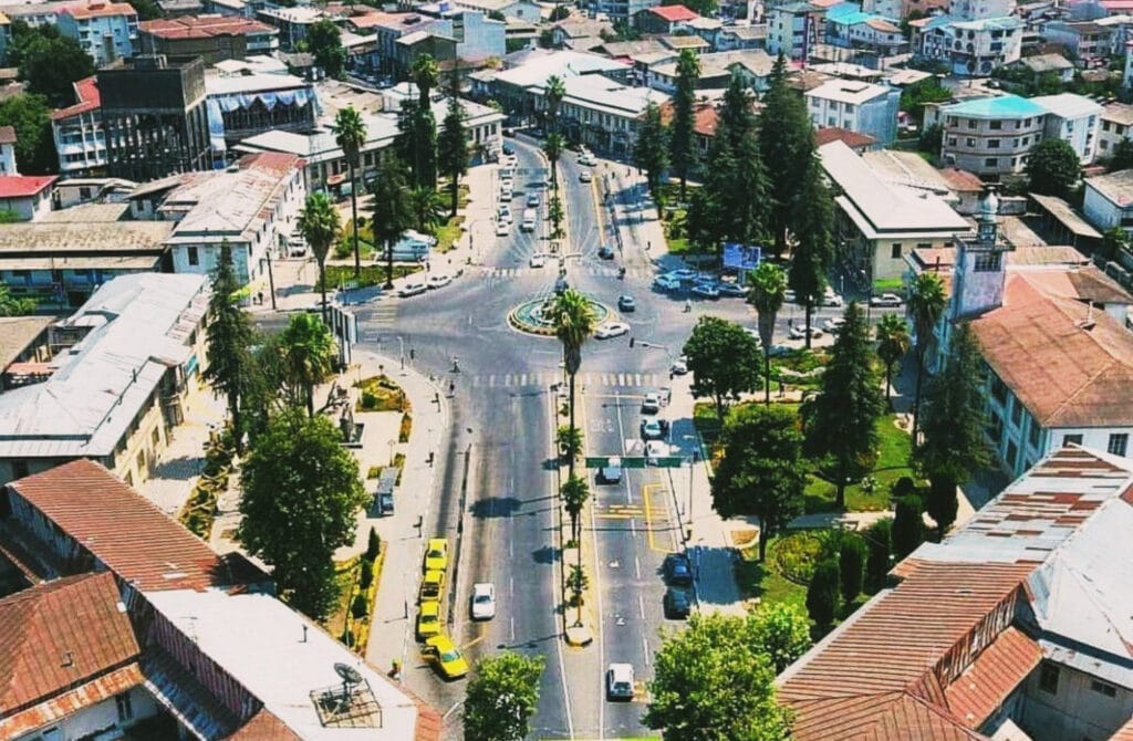 خرید آجر نسوز در رودسر | بهترین انتخاب برای نمای ساختمان در اقلیم مرطوب شمال
