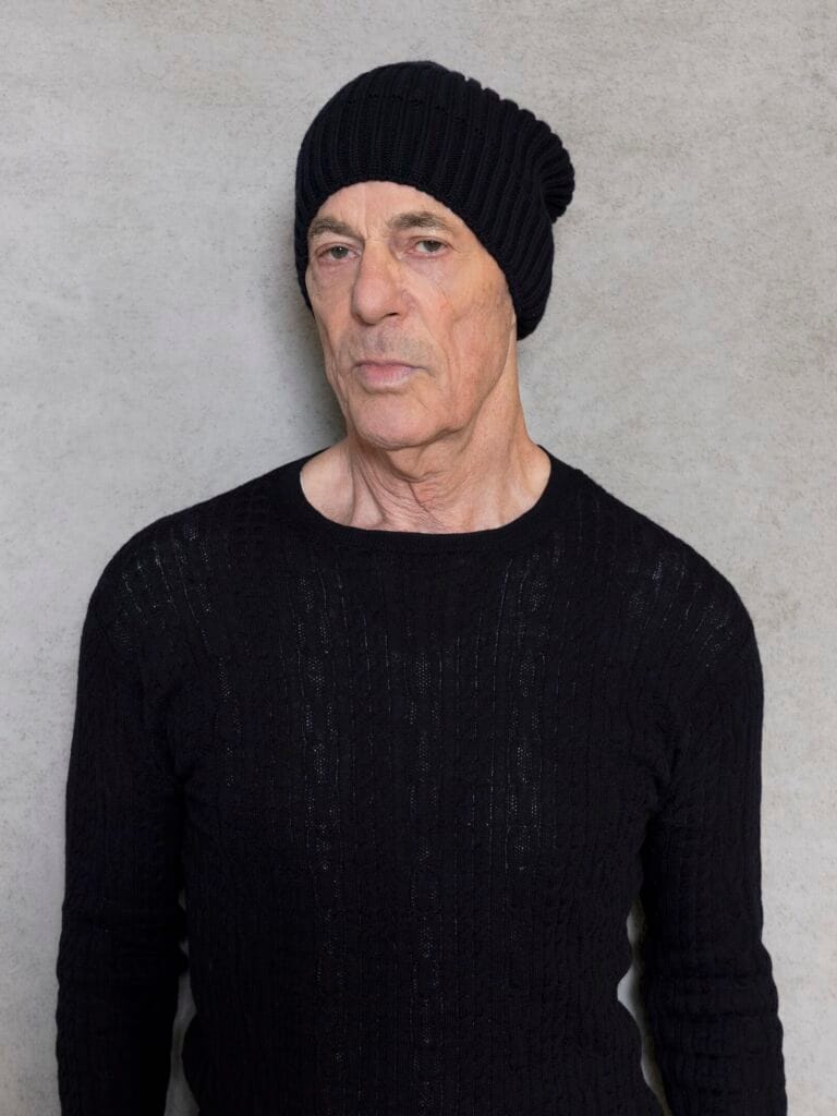 ژاک هرتسوگ: معمار نوآوری که مرزهای معماری معاصر را بازتعریف کرد - 1620px Jacques Herzog 2025 ژاک هرتسوگ: معمار نوآوری که مرزهای معماری معاصر را بازتعریف کرد