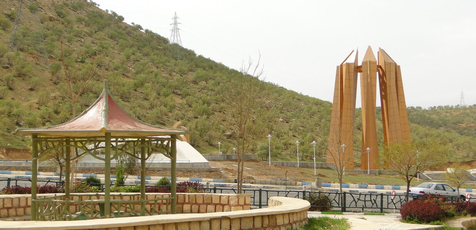 خرید آجر نما در ایلام | راهنمای جامع انتخاب بهترین آجر برای اقلیم و معماری ایلام