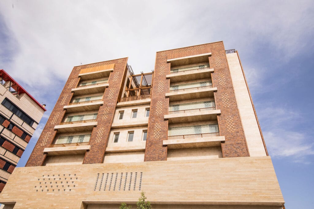 کاربردهای مختلف نمای ساختمان با آجر نسوز شاموتی