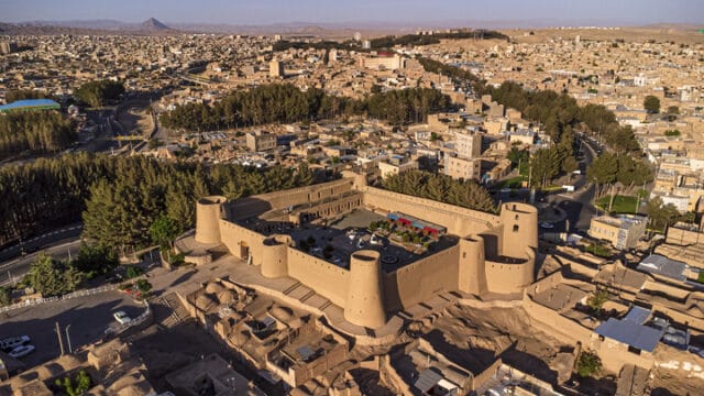 خرید آجر نما در خراسان جنوبی؛ انتخابی هوشمند برای معماری اصیل - 776729 خرید آجر نما در خراسان جنوبی؛ انتخابی هوشمند برای معماری اصیل