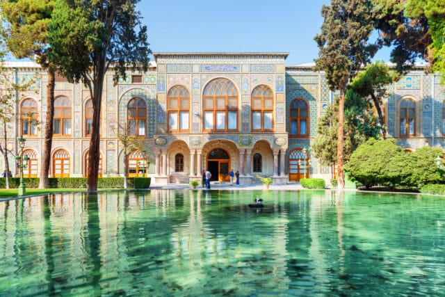 اصول طراحی معماری ایرانی؛ میراثی ماندگار از گذشته تا امروز - AdobeStock 247598439 اصول طراحی معماری ایرانی؛ میراثی ماندگار از گذشته تا امروز