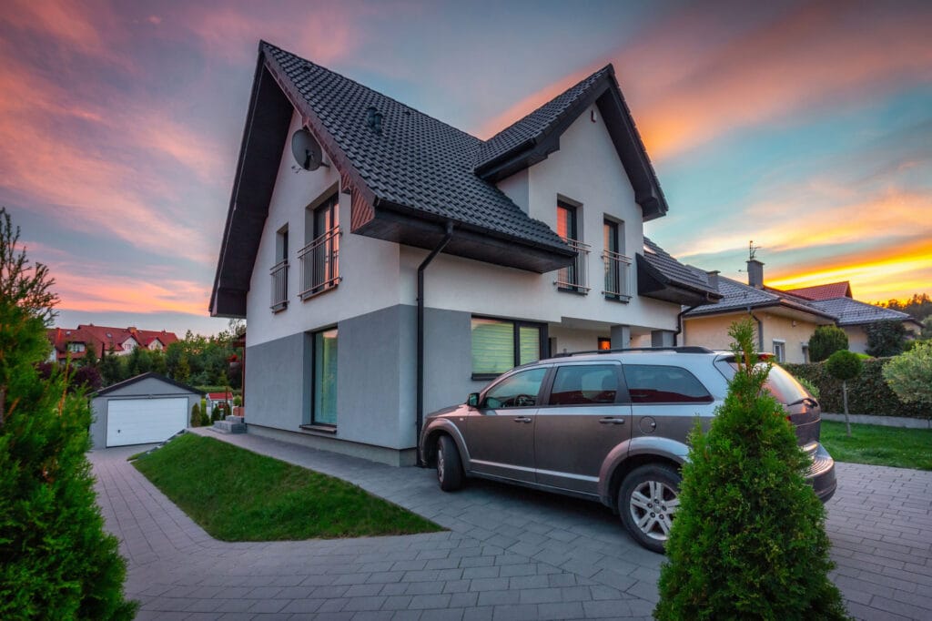 انواع نمای ساختمان ویلایی: راهنمای جامع برای انتخاب بهترین نما - AdobeStock 455058347 روندهای جدید در طراحی انواع نمای ساختمان ویلایی