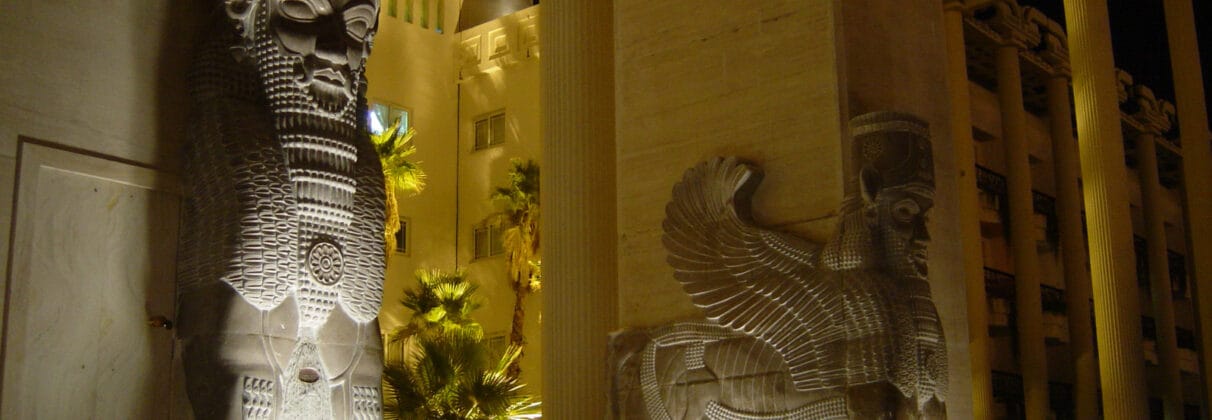 خرید آجر نما در کیش؛ انتخابی هوشمند برای معماری در اقلیم خاص جنوب - DariushDarius Grand Hotel panoramio خرید آجر نما در کیش؛ انتخابی هوشمند برای معماری در اقلیم خاص جنوب