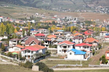 خرید آجر نما در کلاردشت؛ انتخابی هوشمند برای معماری ماندگار در اقلیم کوهستانی