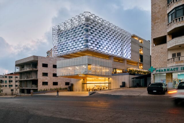 مجتمع تجاری عبید