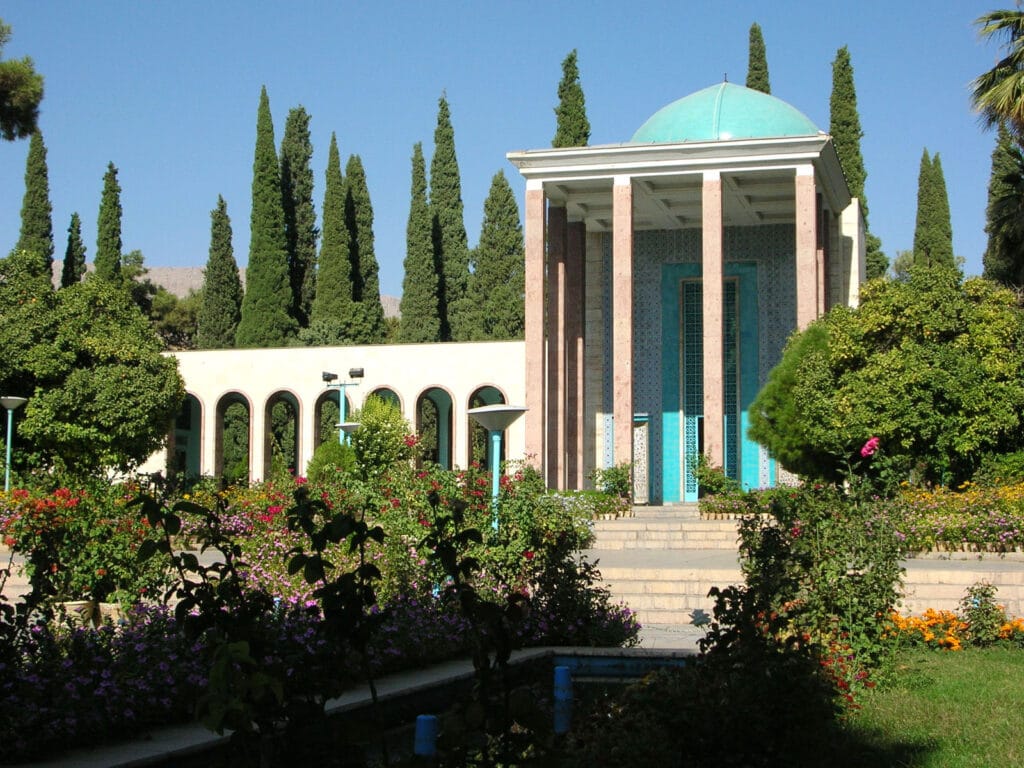 خرید آجر نما در فارس | انتخاب هوشمندانه برای نمایی ماندگار در اقلیم گرم و متنوع
