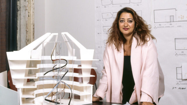 زاها حدید: معمار منحنیها که جهان را با جریان سیال فتح کرد - Zaha Hadid 1834x1032 زاها حدید: معمار منحنیها که جهان را با جریان سیال فتح کرد