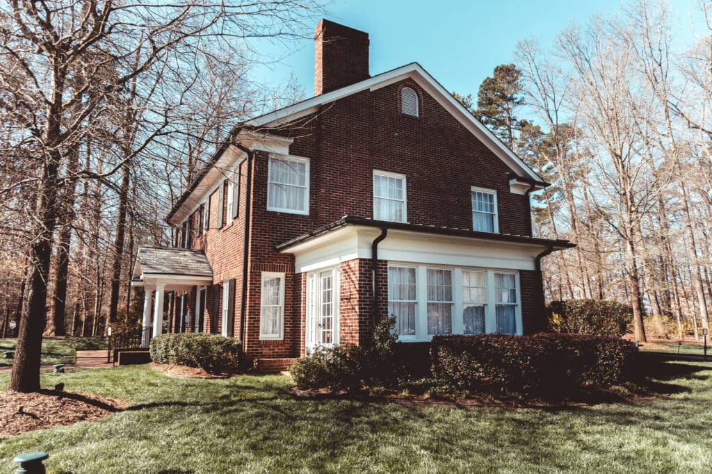 تفاوت نمای ساختمان قدیمی با نمای مدرن