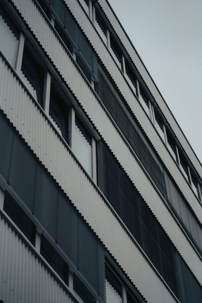 نمای فلزی در معماری معاصر ایران و جهان