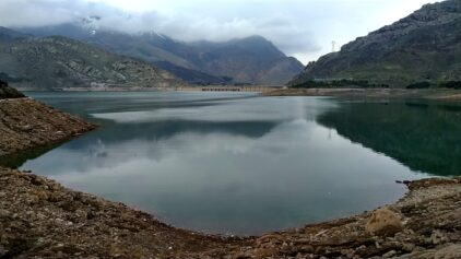 خرید آجر نما در منجیل – انتخابی هوشمند برای معماری ماندگار