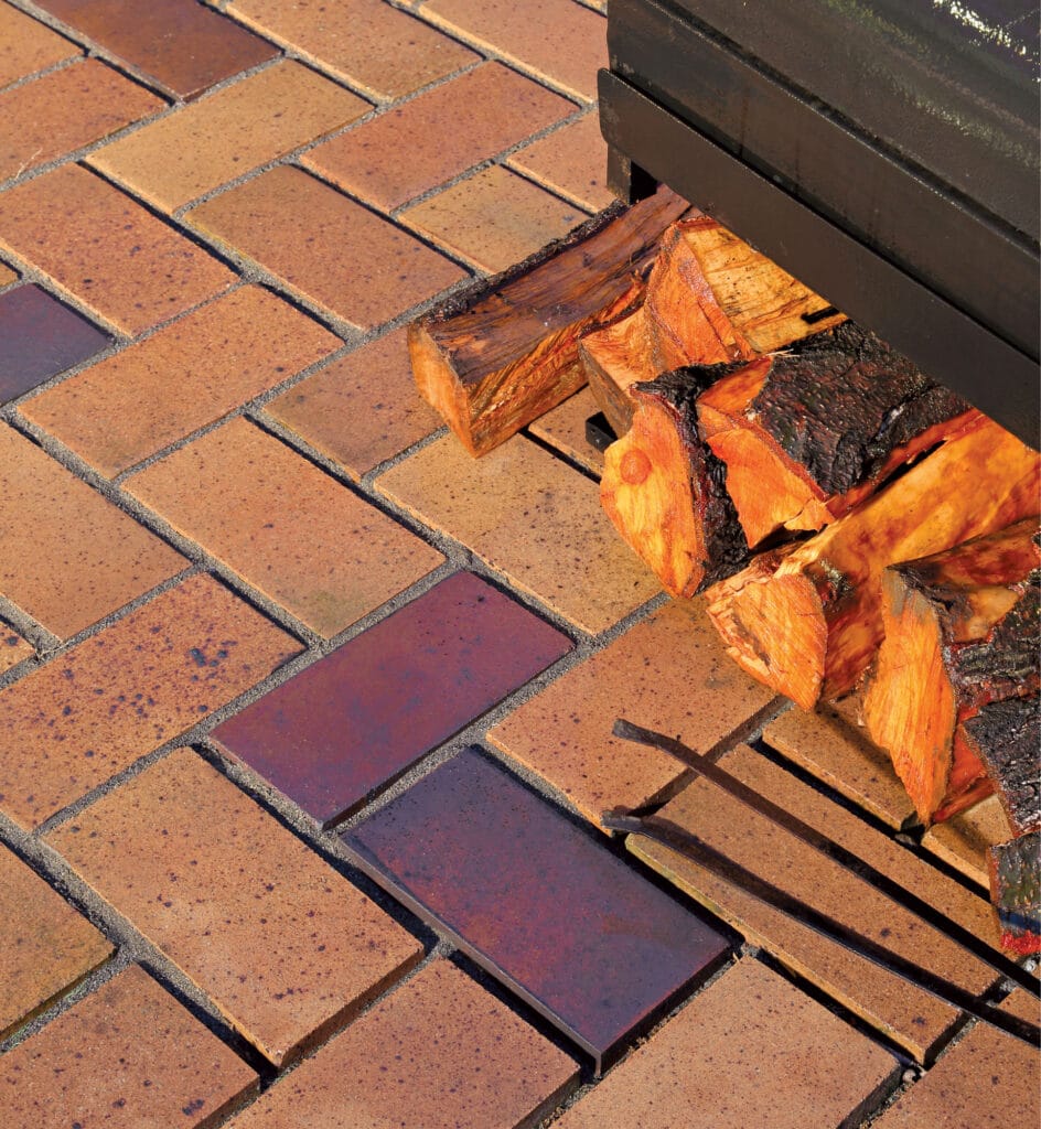 نمای ساختمان با آجر ختایی؛ انتخابی کلاسیک و مدرن - 0132 طراحی داخلی با آجر ختایی؛ فراتر از نمای بیرونی