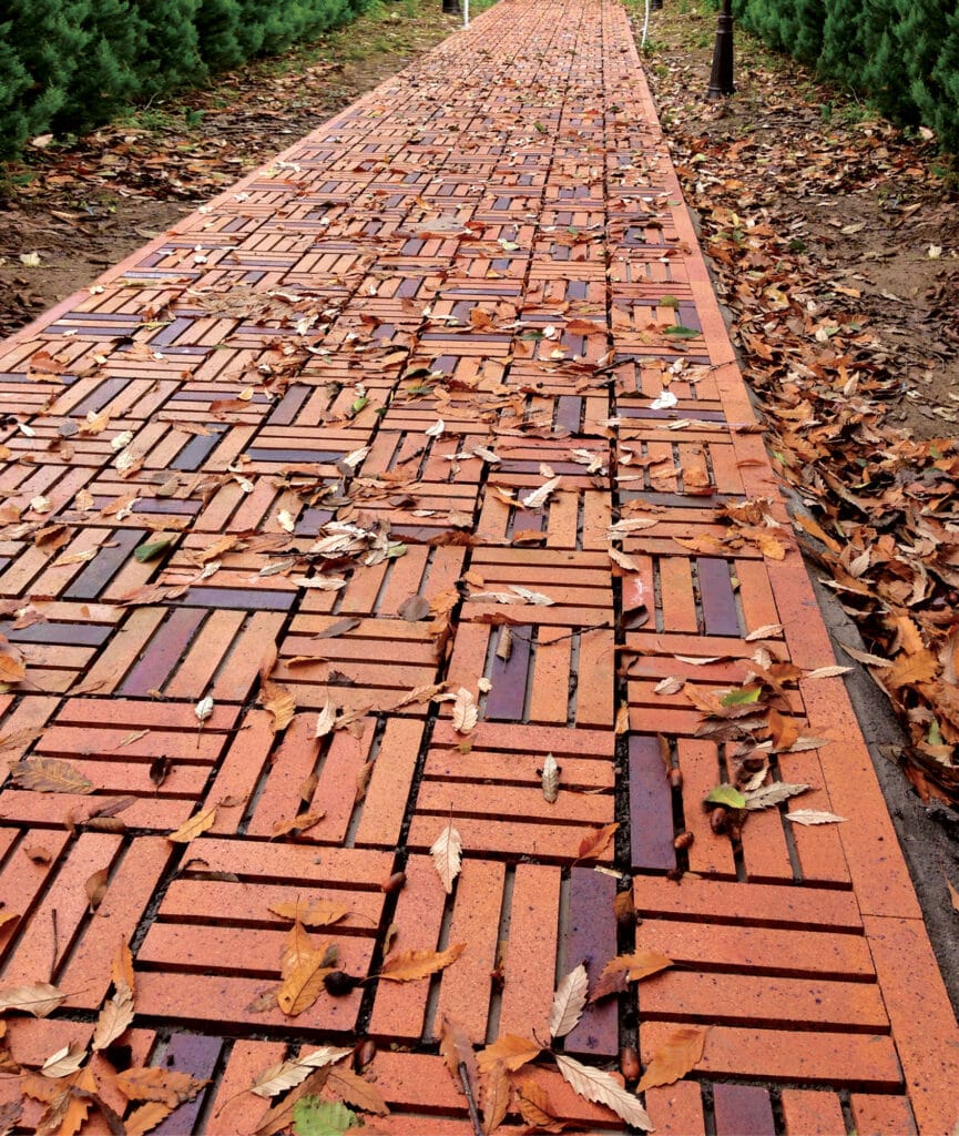 نمای ساختمان با آجر ختایی؛ انتخابی کلاسیک و مدرن - 0145 نمای ساختمان با آجر ختایی و افزایش جذابیت شهری