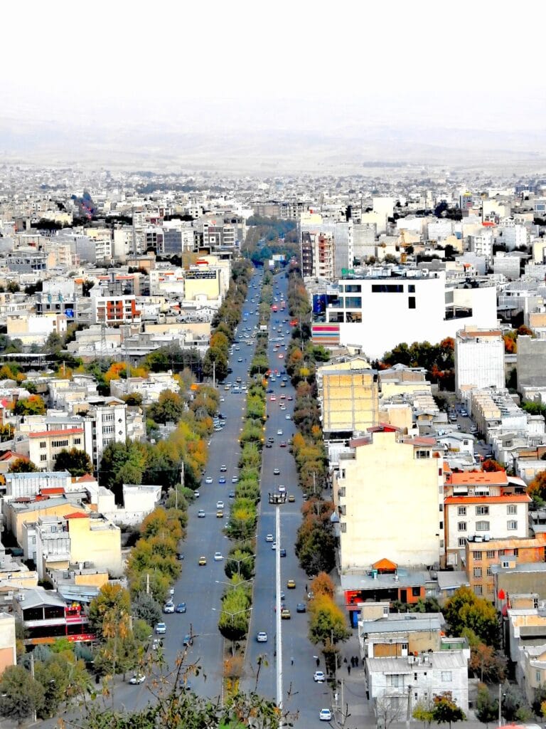 خرید آجر نما در بروجرد؛ انتخابی هوشمند برای معماری اصیل و مدرن