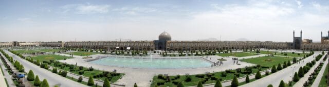 خرید آجر نما در اصفهان؛ انتخابی هوشمندانه برای معماری اصیل و مدرن - 3840px میدان نقش جهان اصفهان خرید آجر نما در اصفهان؛ انتخابی هوشمندانه برای معماری اصیل و مدرن